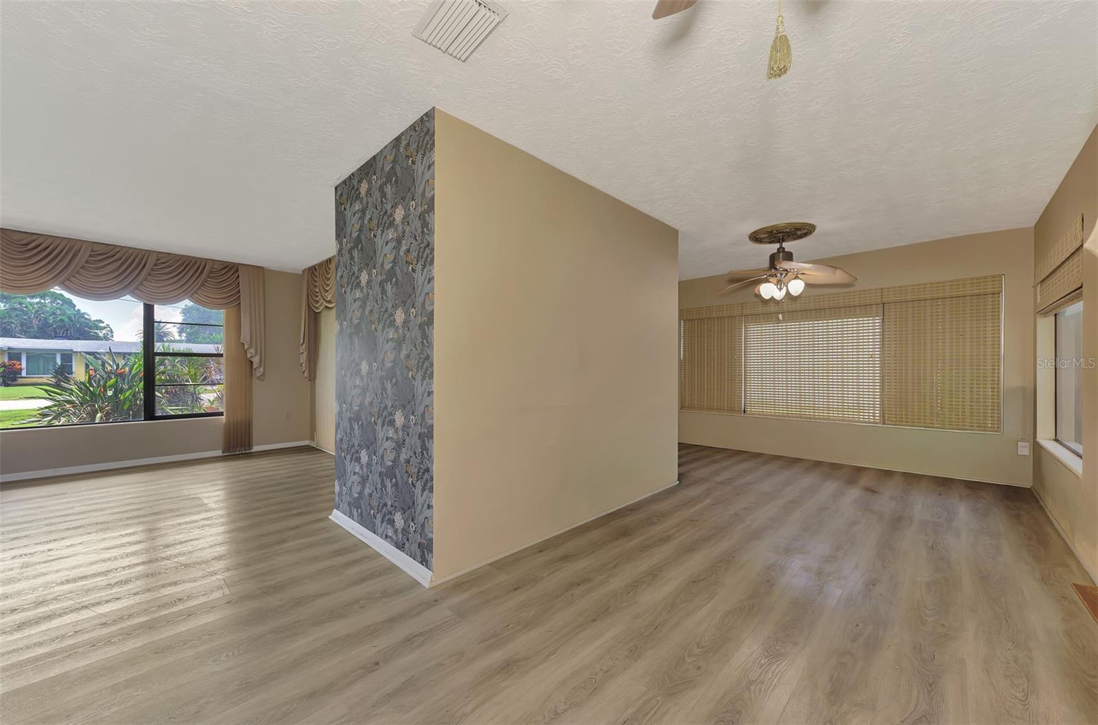 2203 LA SALLE ST — photo 26