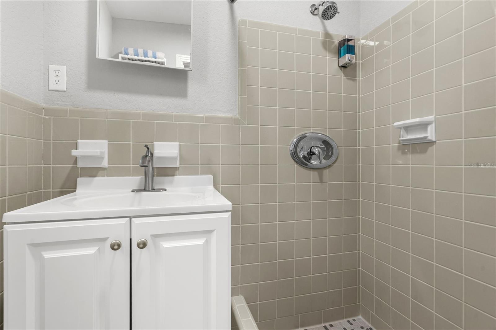13343 GULF BLVD #B5 — photo 13