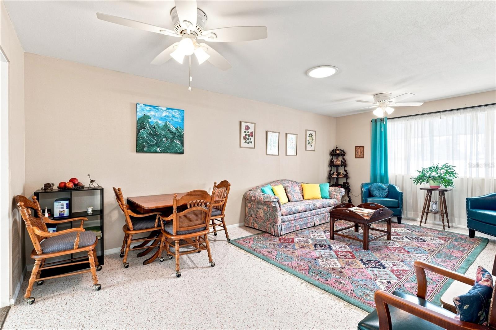 702 THUNDERBIRD AVE — photo 22