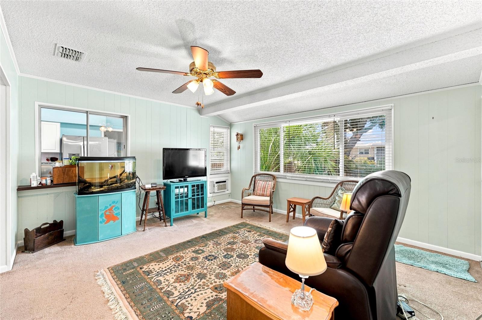 702 THUNDERBIRD AVE — photo 24
