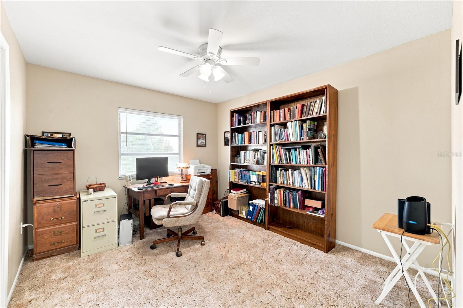 702 THUNDERBIRD AVE — photo 38