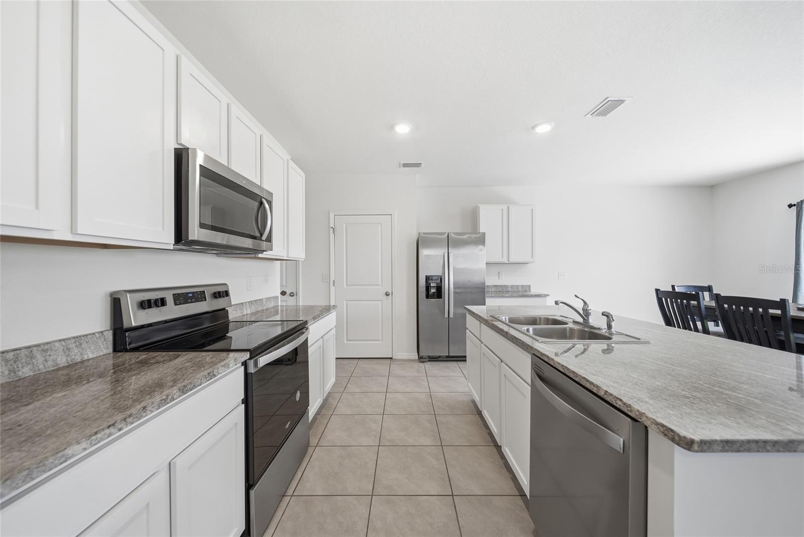 16353 SILENT SANDS LN — photo 9