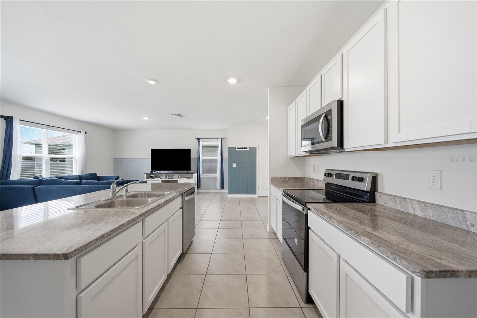 16353 SILENT SANDS LN — photo 12
