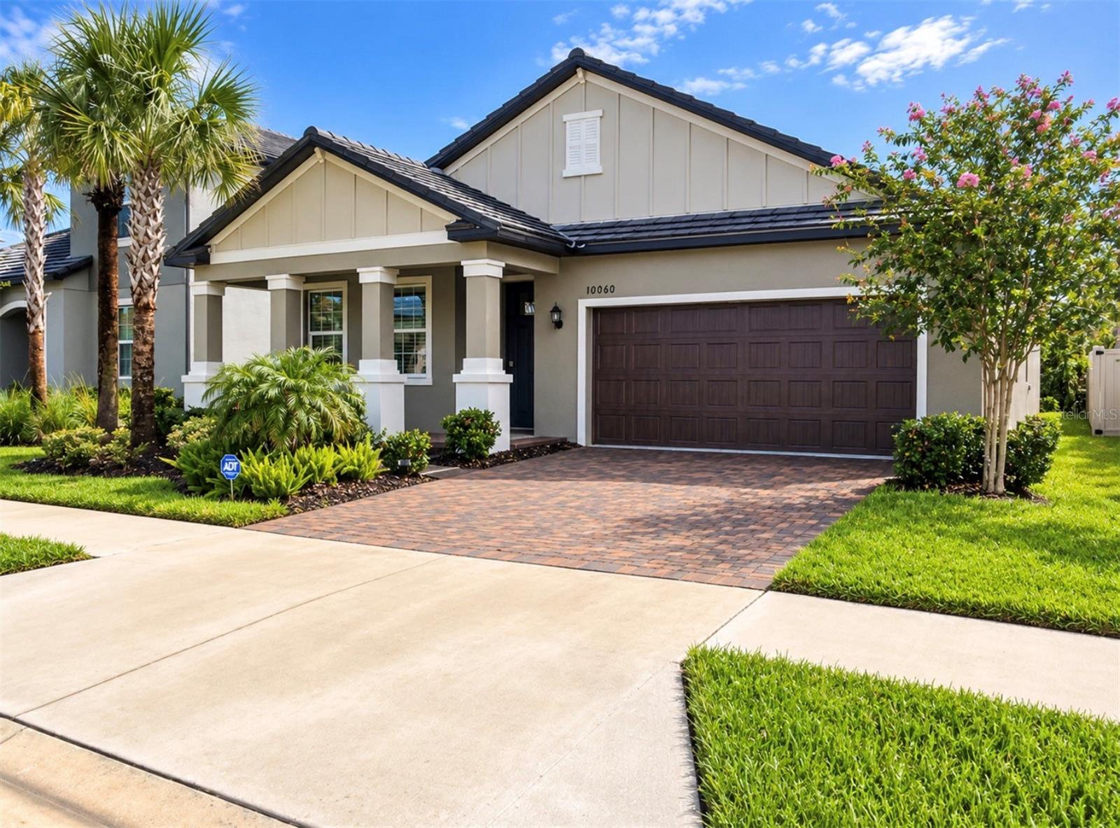 10060 BANYAN BREEZE BLVD — photo 2