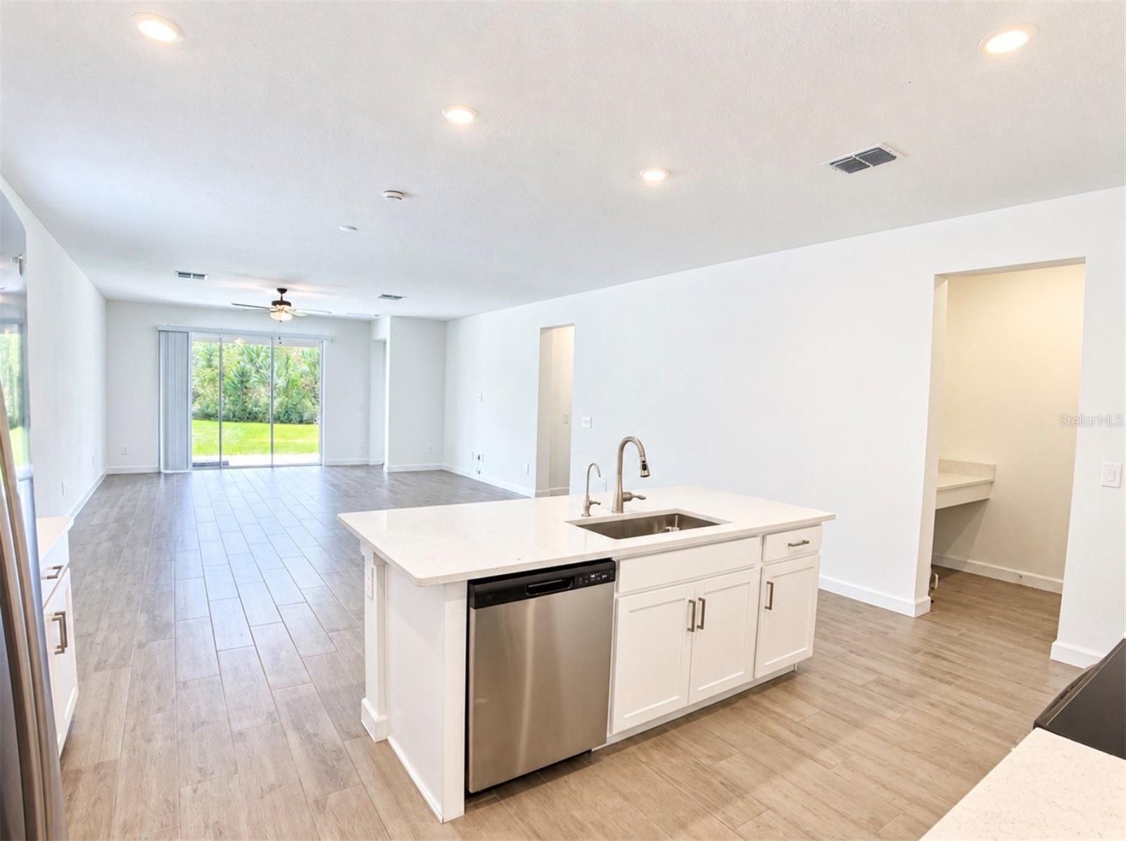 10060 BANYAN BREEZE BLVD — photo 15