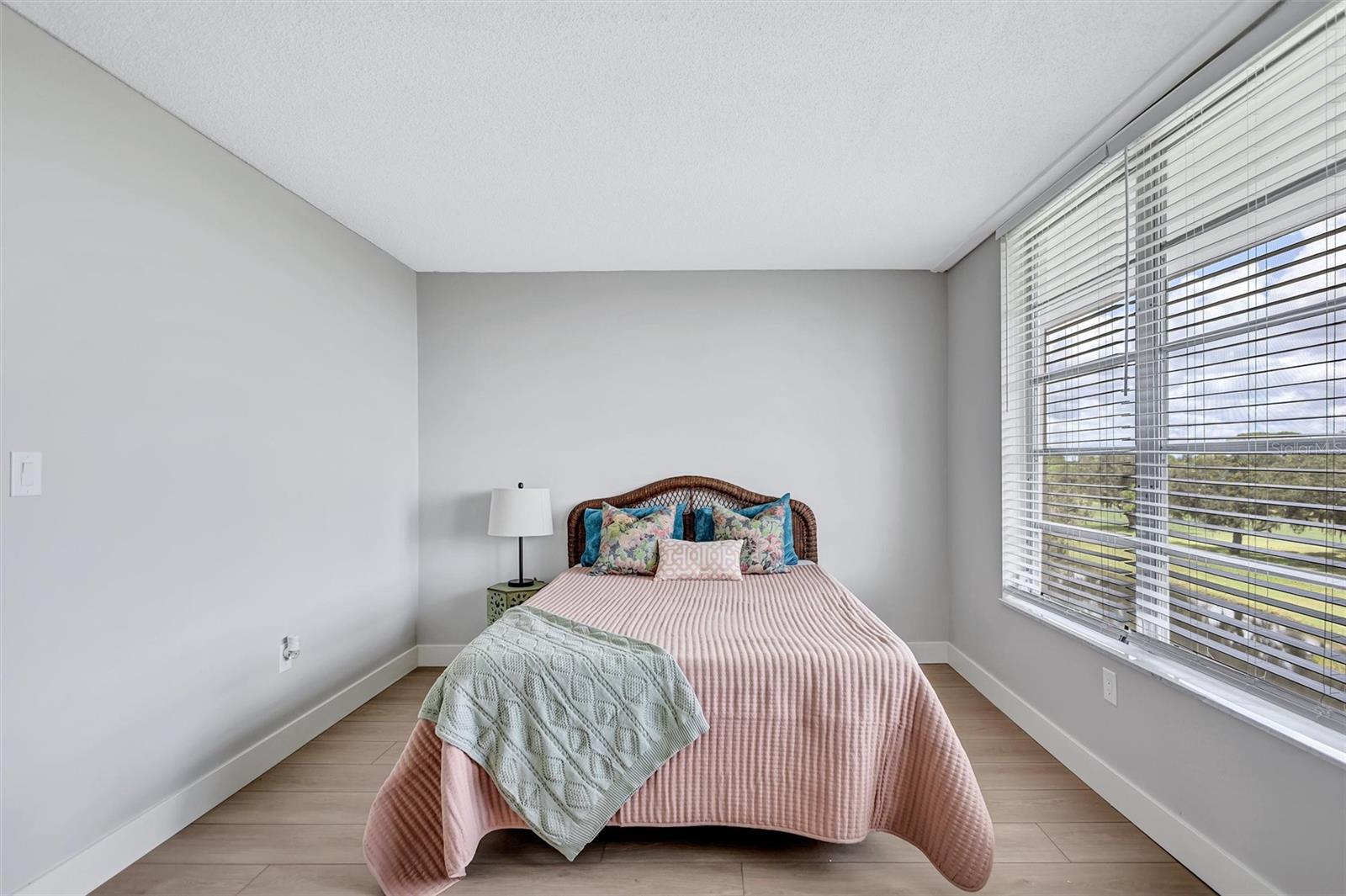 7461 W COUNTRY CLUB DR N #408 — photo 25