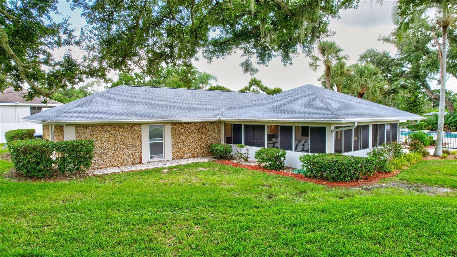 7461 W COUNTRY CLUB DR N #408 — photo 49