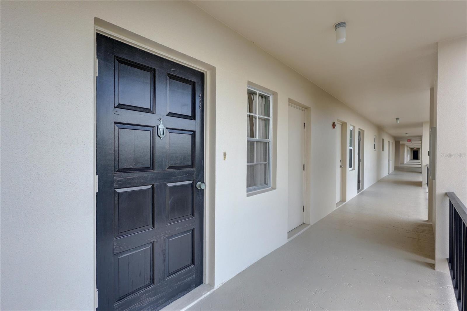 7461 W COUNTRY CLUB DR N #408 — photo 8
