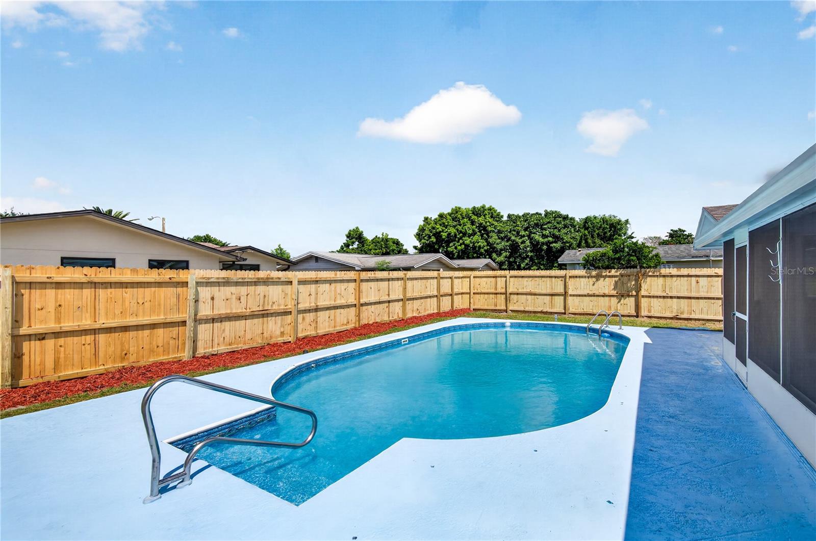 7235 ROBSTOWN DR — photo 19