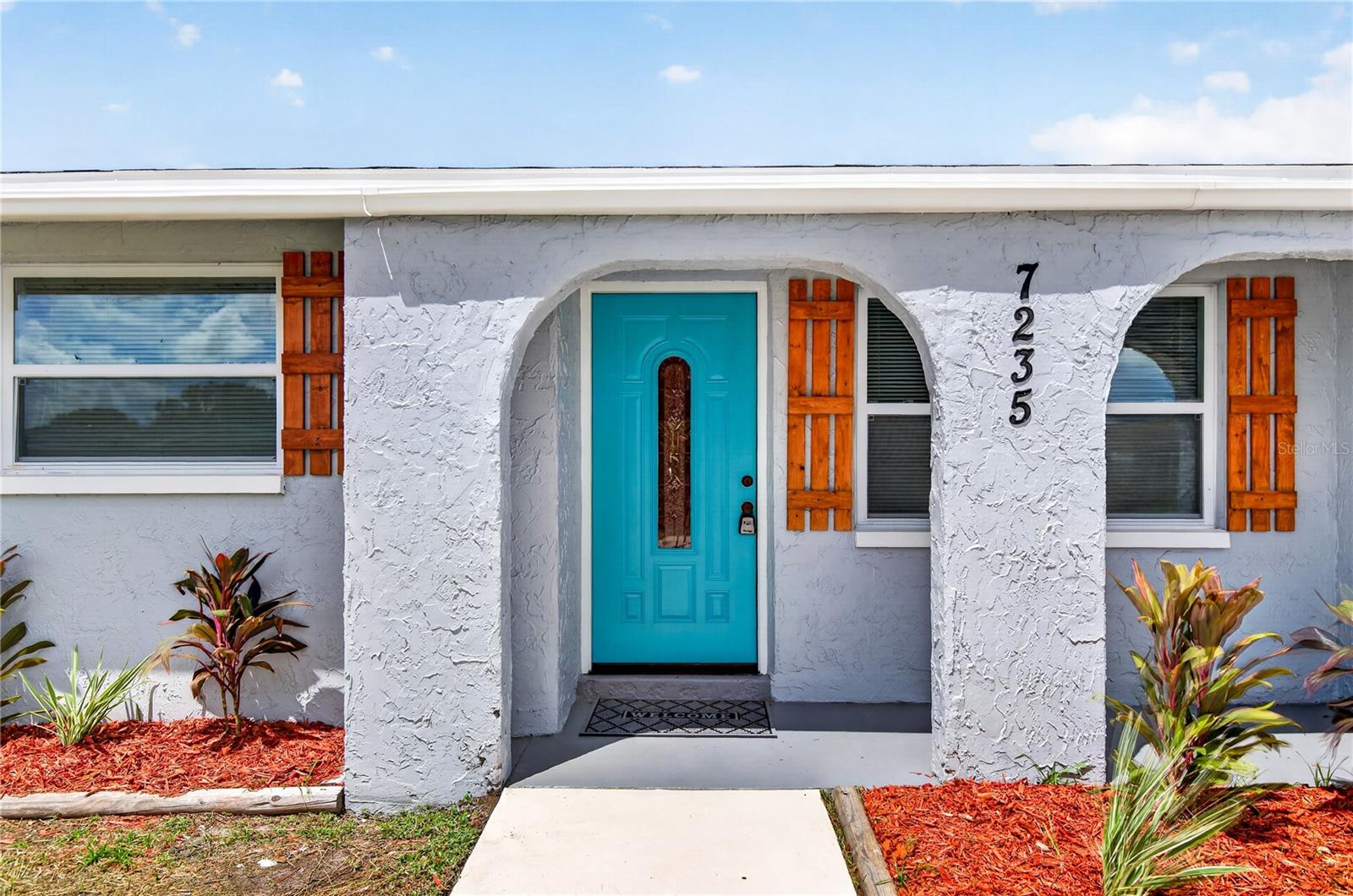7235 ROBSTOWN DR — photo 4