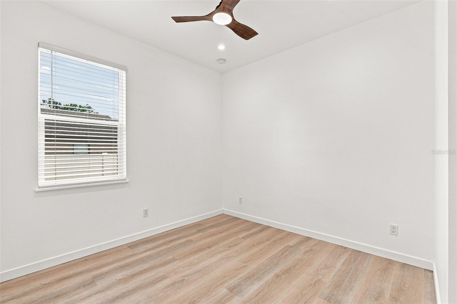 4054 WARRIOR AVE — photo 23