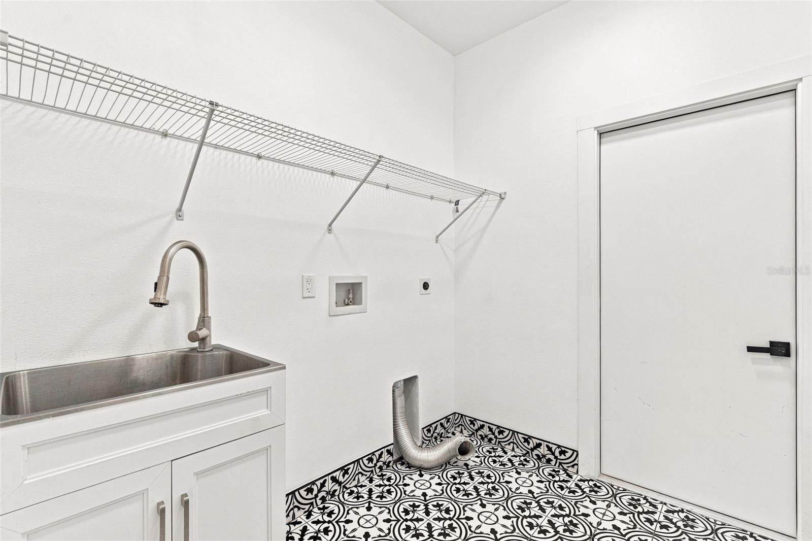4054 WARRIOR AVE — photo 35