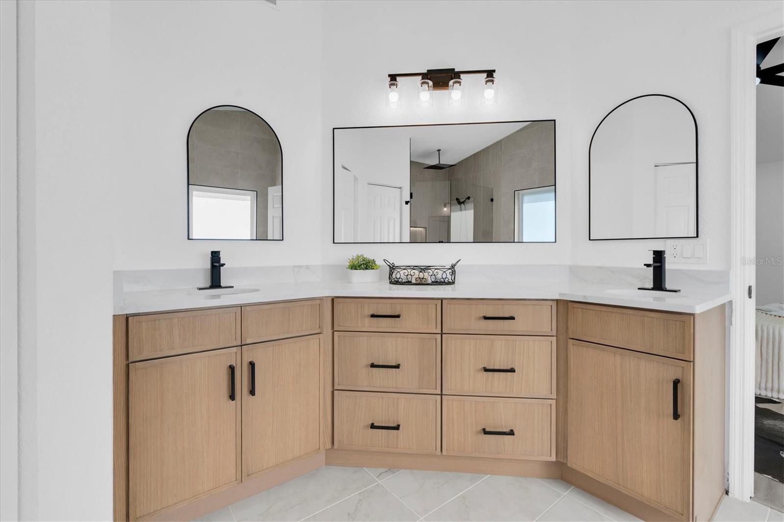 630 PINTA DR — photo 30