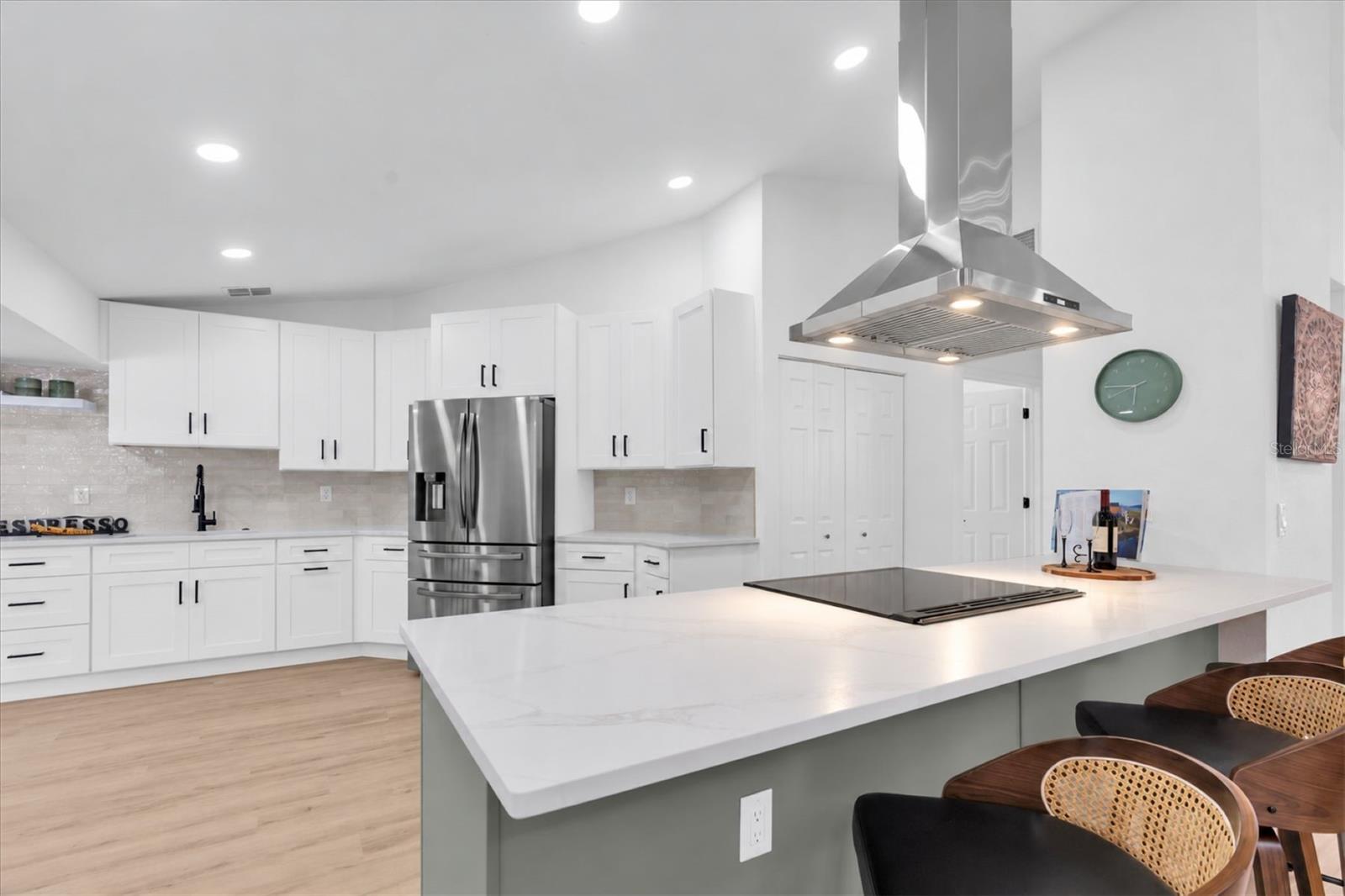 630 PINTA DR — photo 21