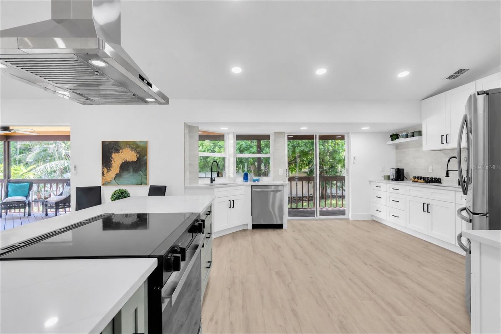 630 PINTA DR — photo 16