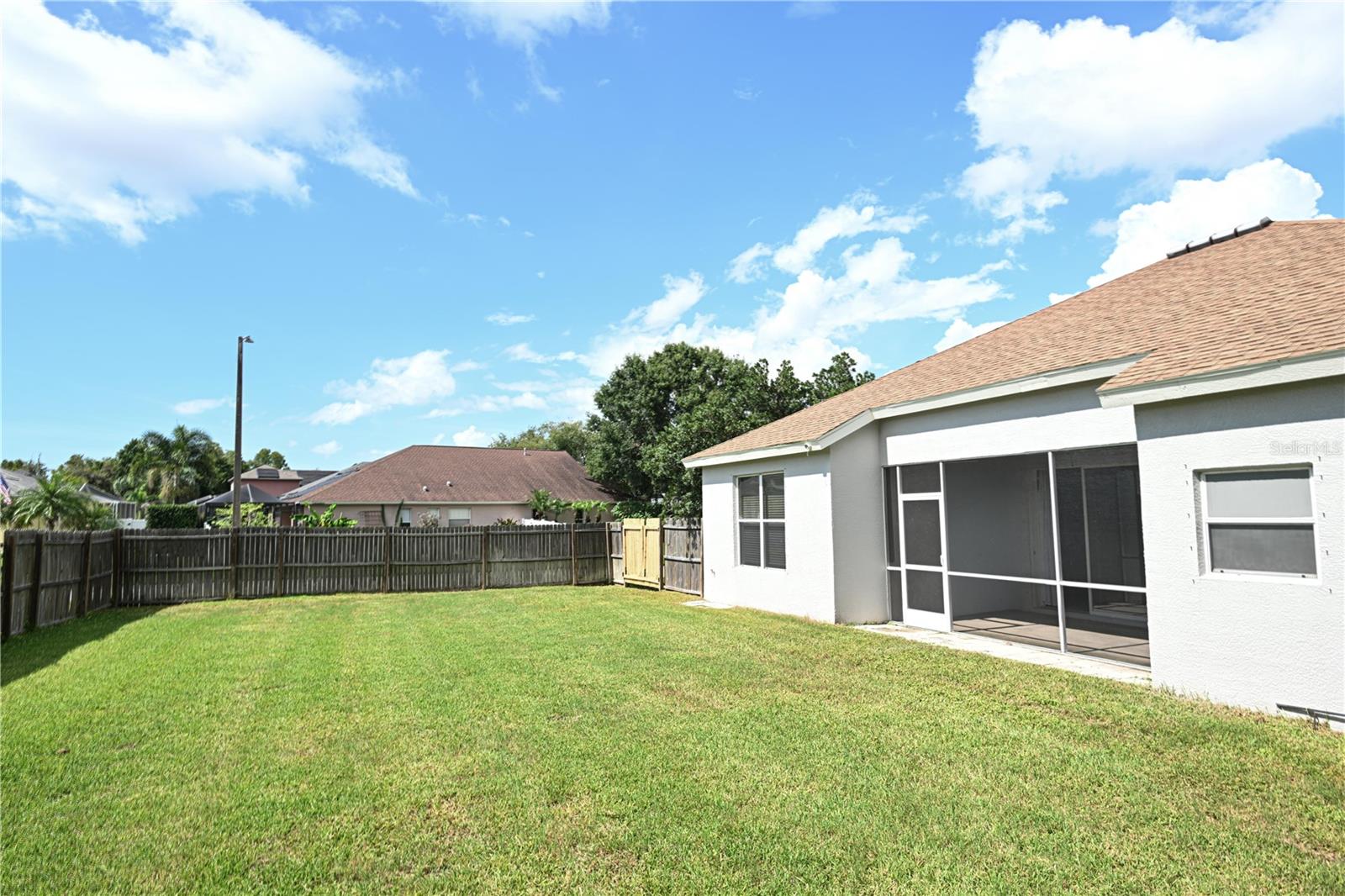 1435 TAWNYBERRY CT — photo 17