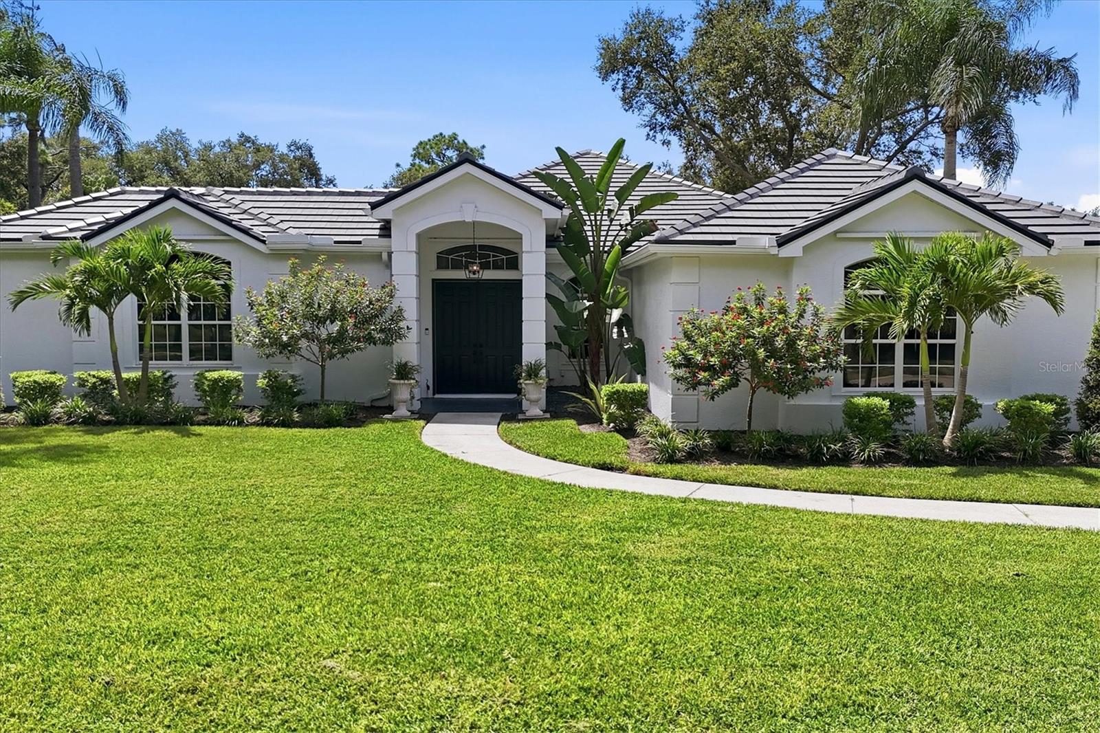 8708 WOODBRIAR DR — photo 9