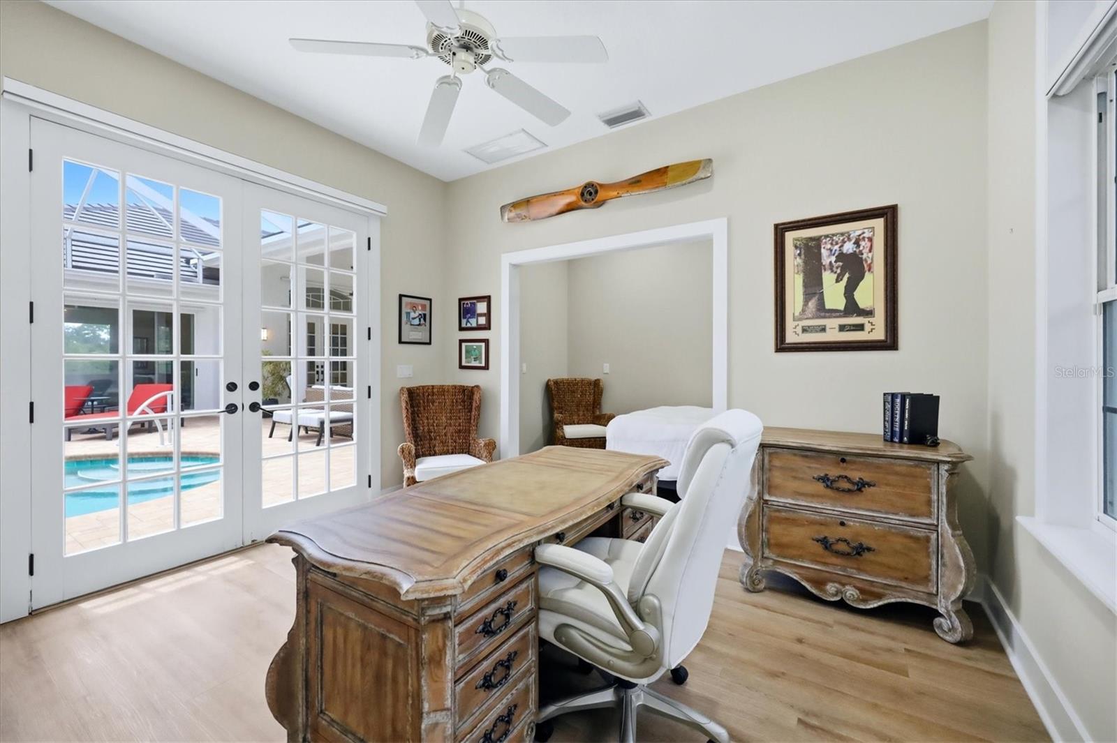 8708 WOODBRIAR DR — photo 30