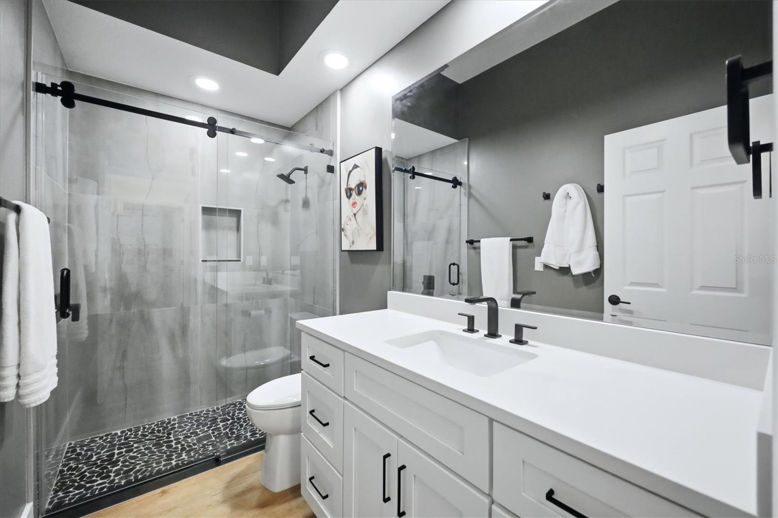 8708 WOODBRIAR DR — photo 29