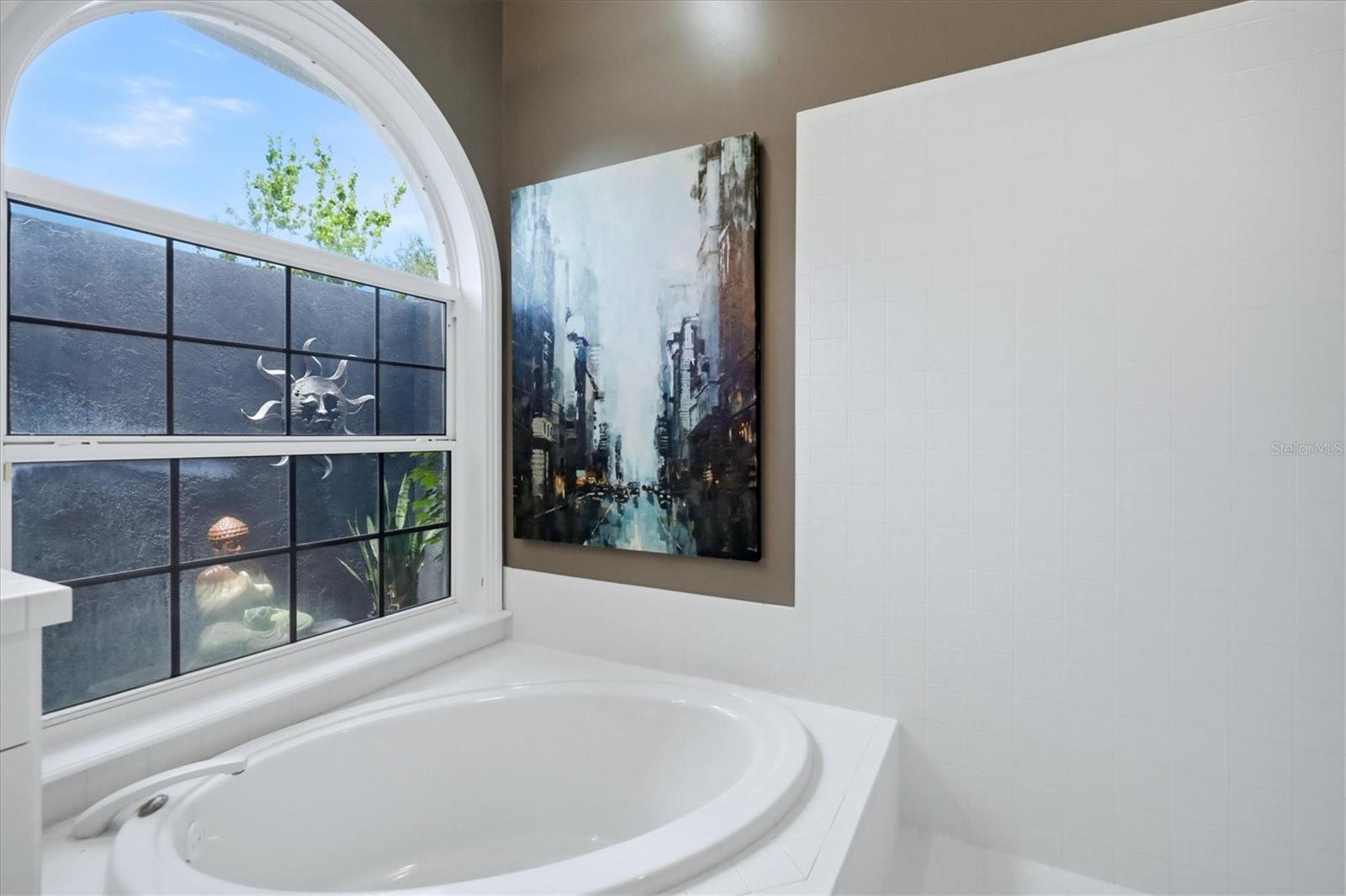 8708 WOODBRIAR DR — photo 25