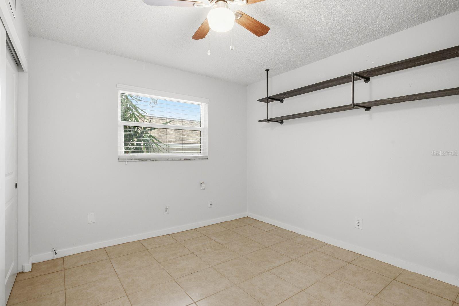 1358 WEXFORD DR S — photo 27