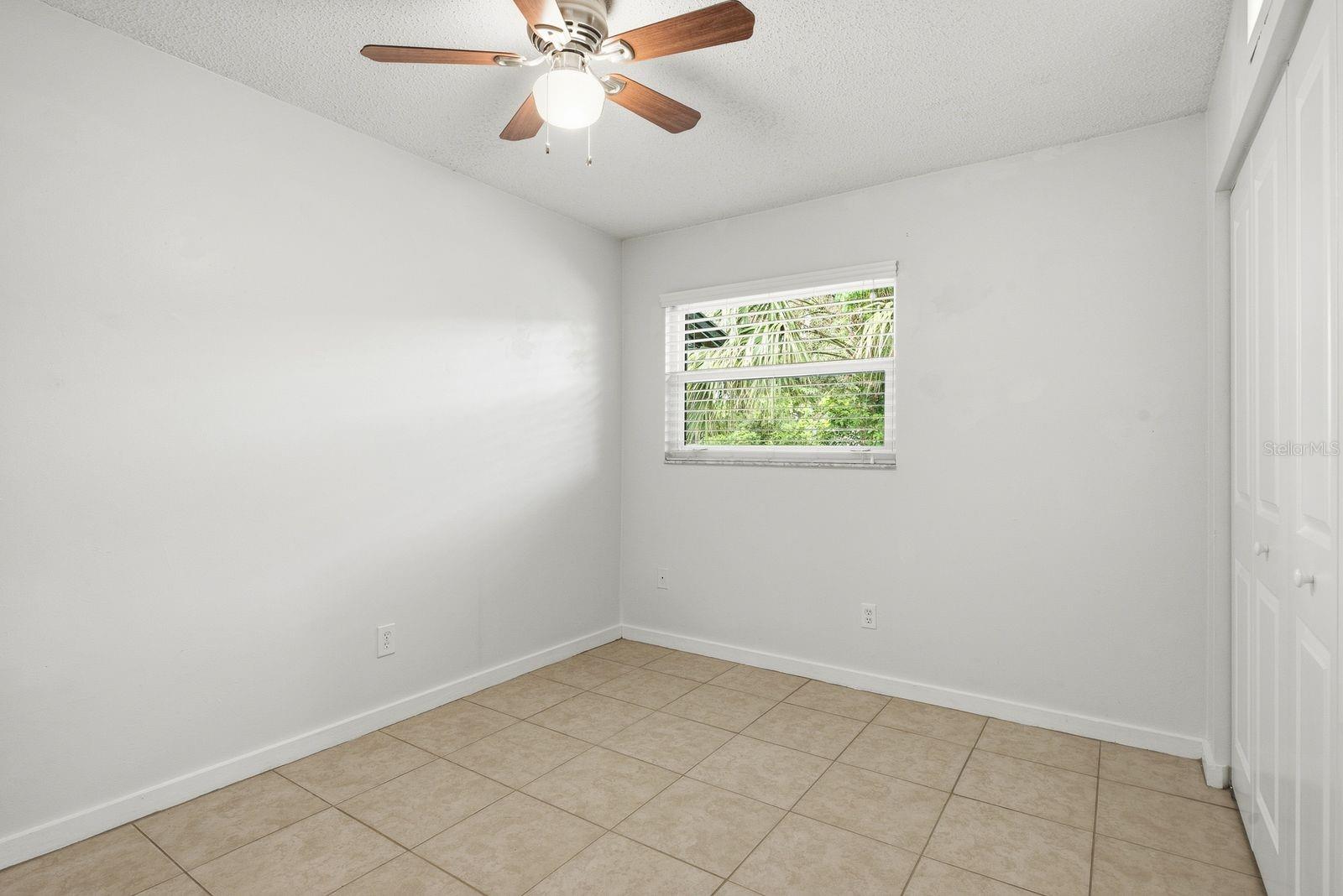 1358 WEXFORD DR S — photo 30