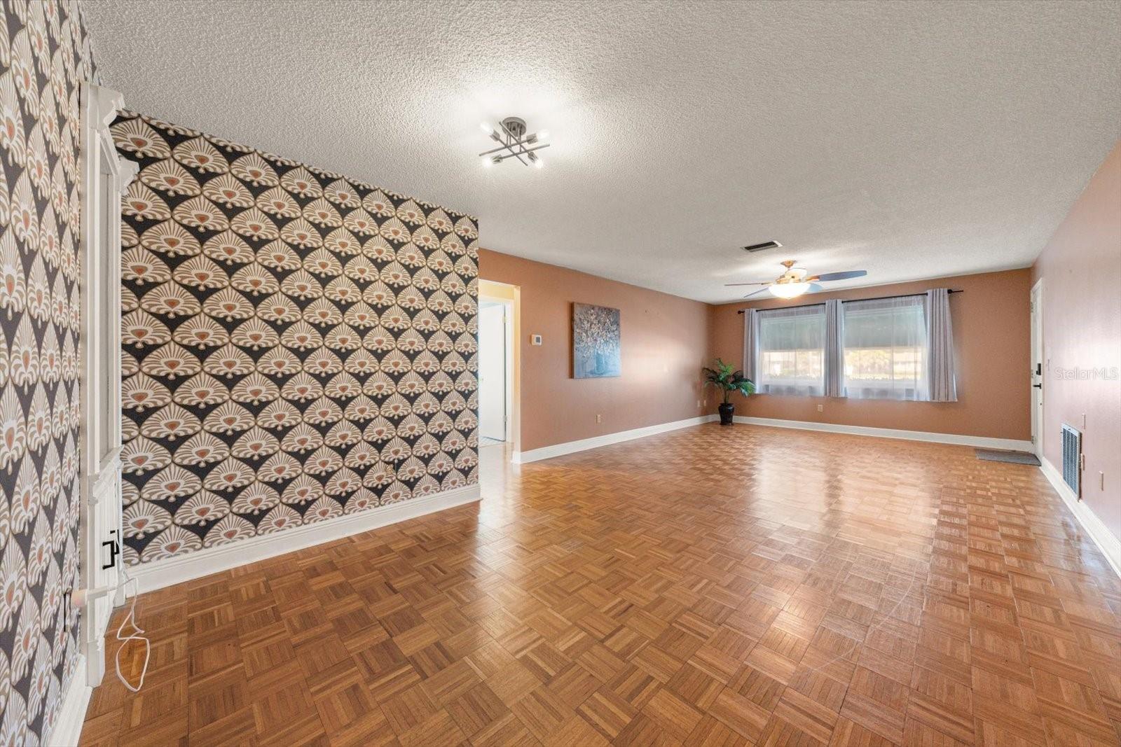 403 MINDY DR #403 — photo 22