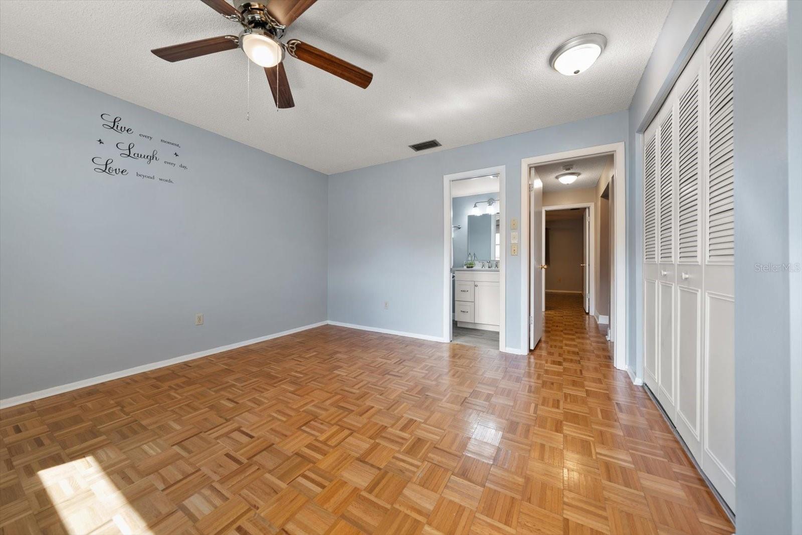 403 MINDY DR #403 — photo 32