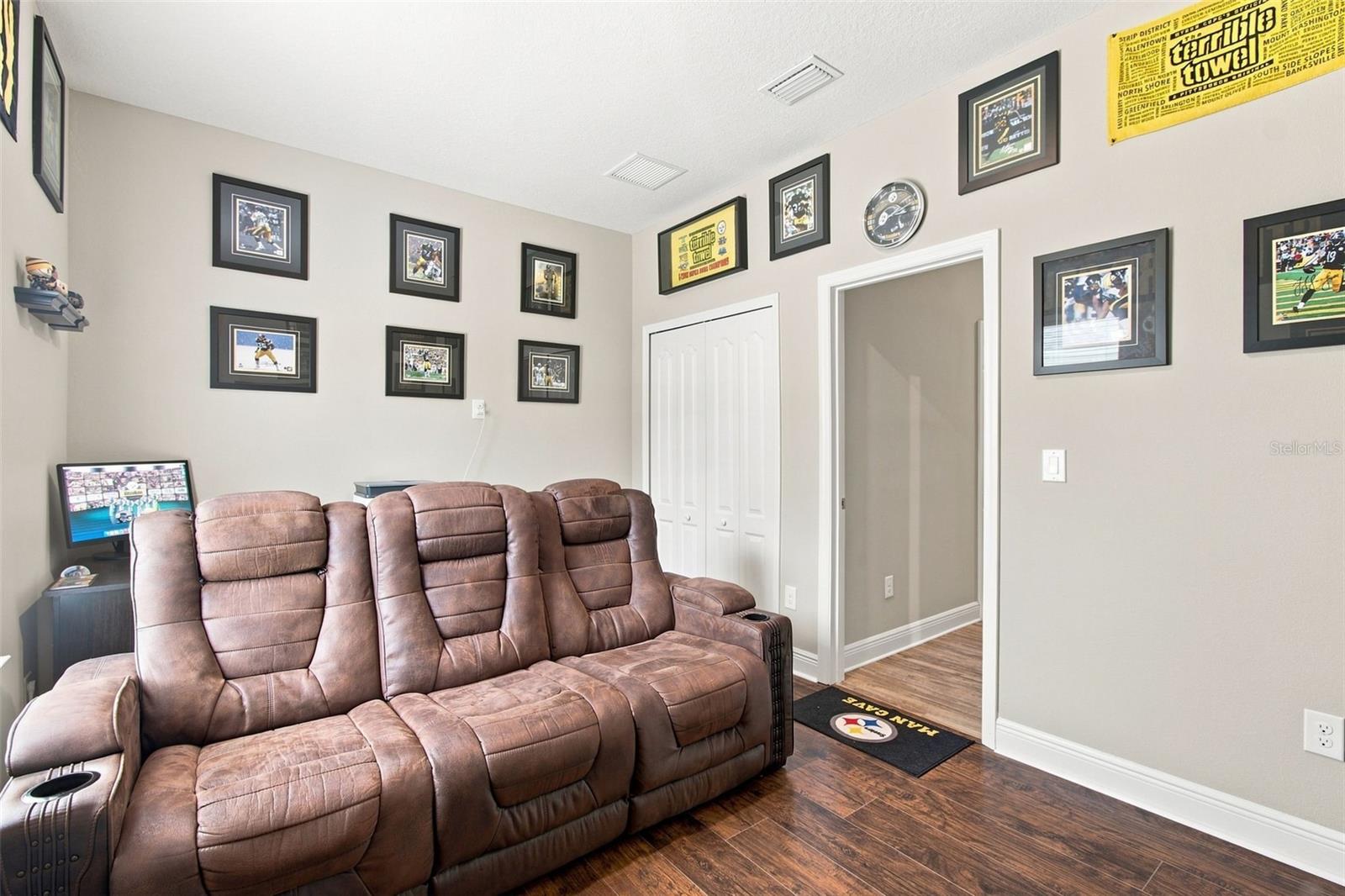15435 MULHOLLAND RD — photo 29