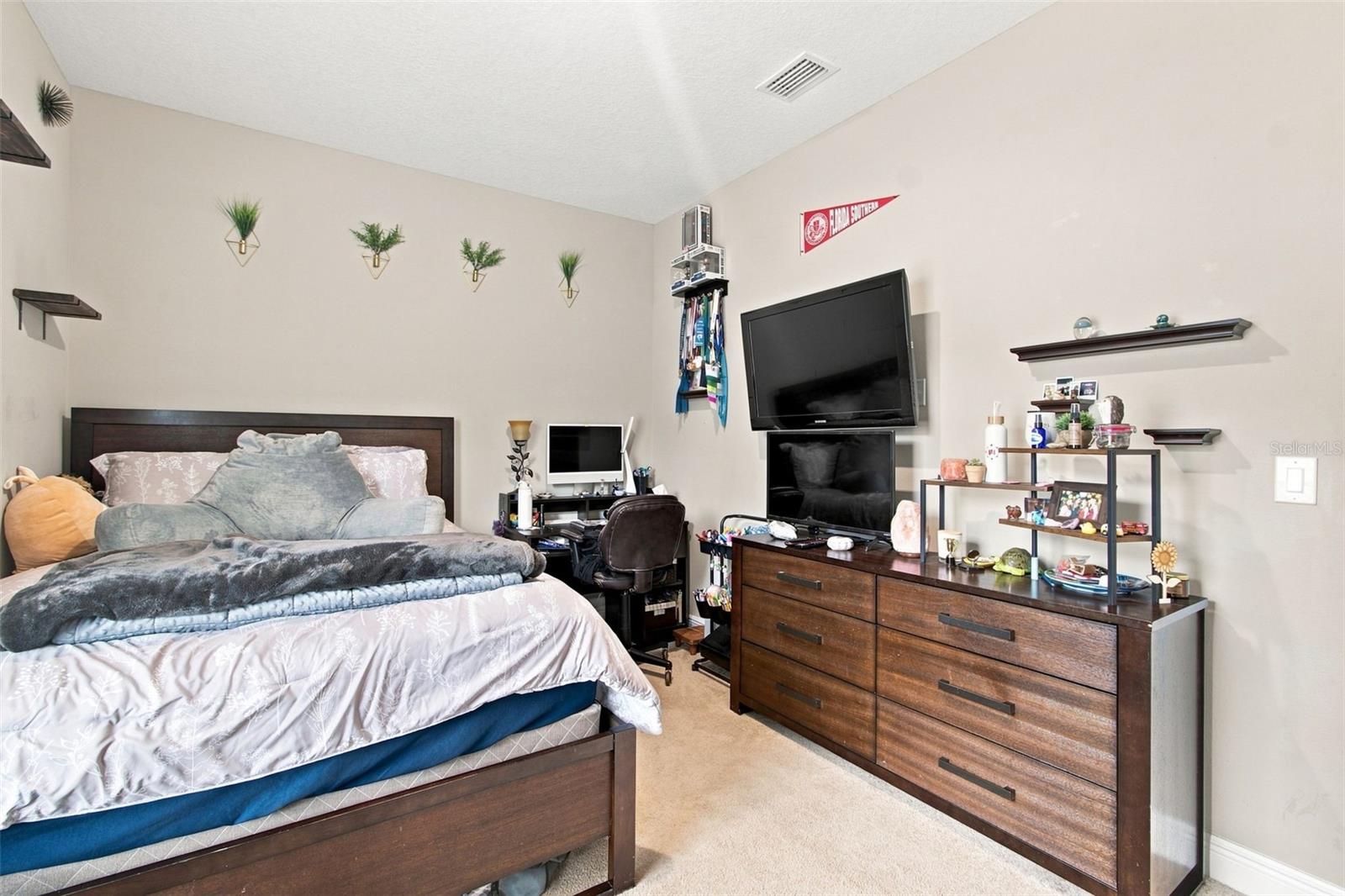 15435 MULHOLLAND RD — photo 35