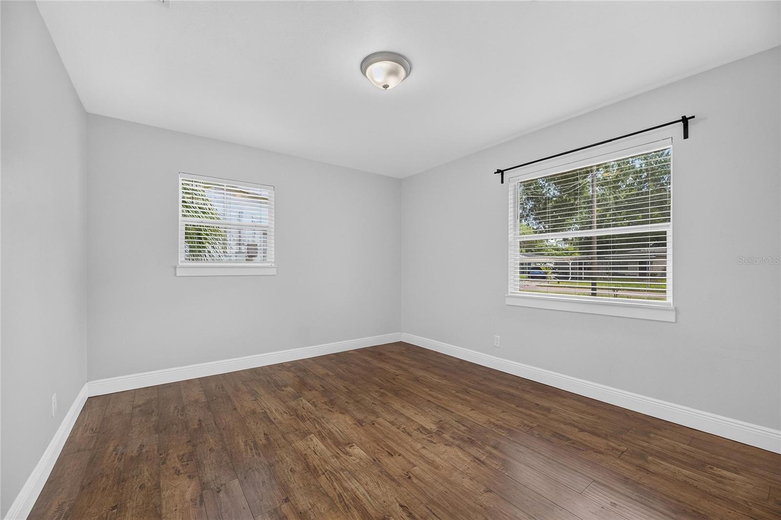 4421 W IOWA AVE — photo 23