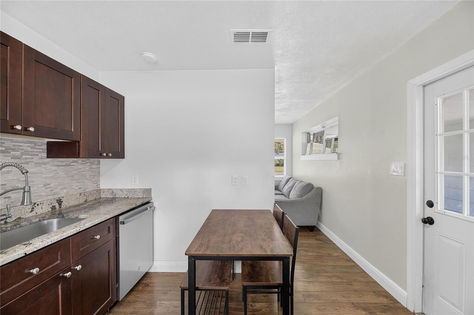 4421 W IOWA AVE — photo 14