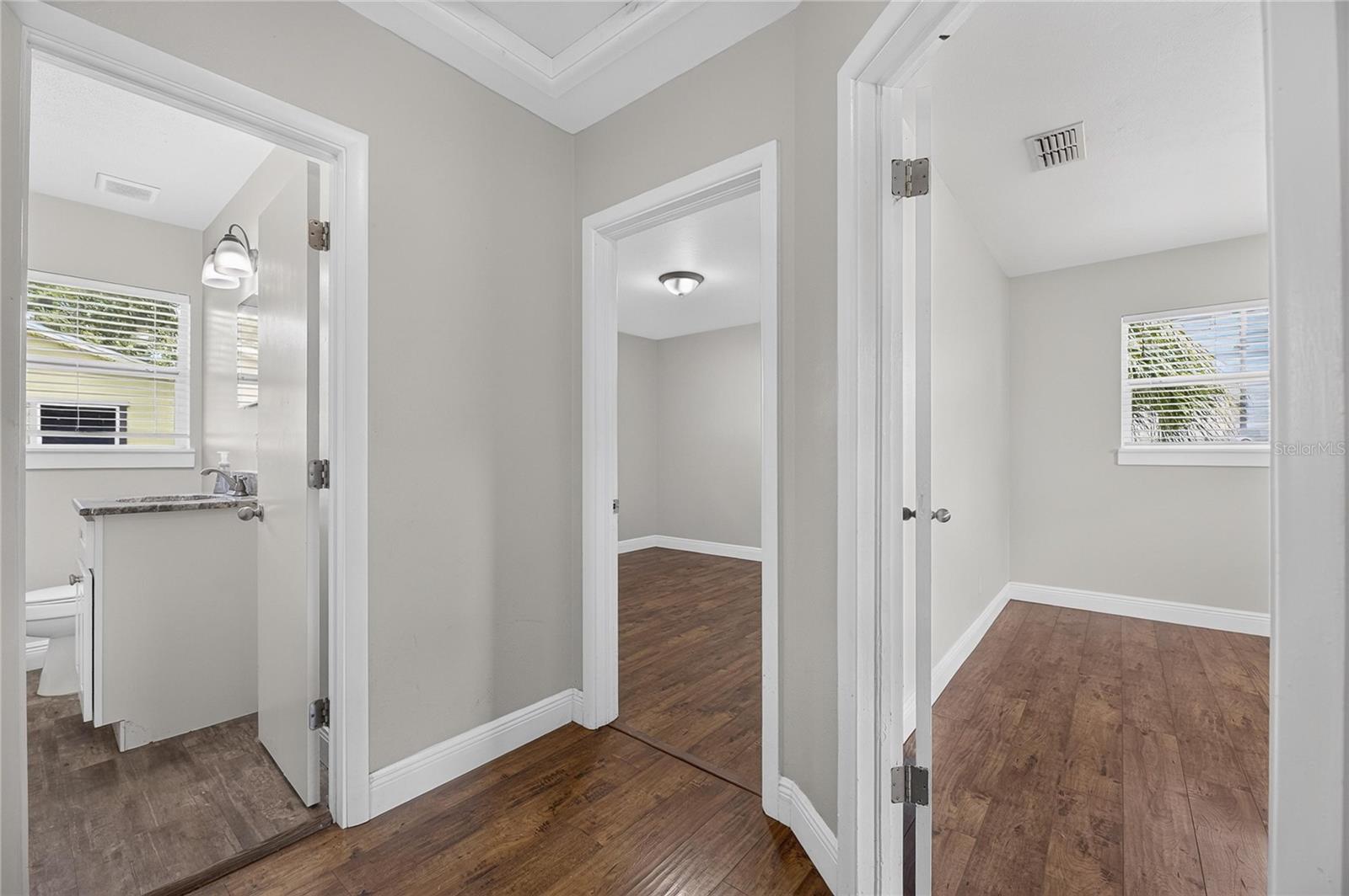 4421 W IOWA AVE — photo 19