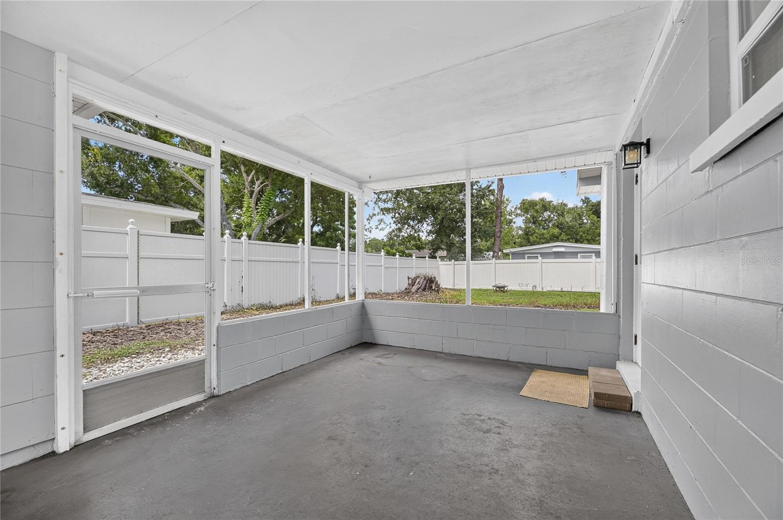 4421 W IOWA AVE — photo 29
