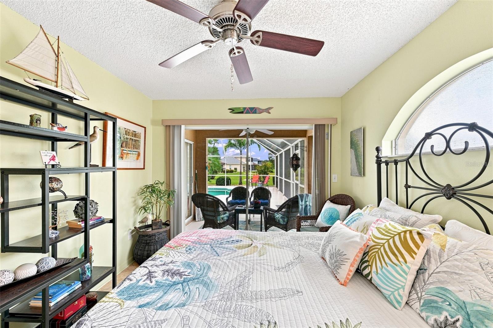 308 CALOOSA PALMS CT — photo 40