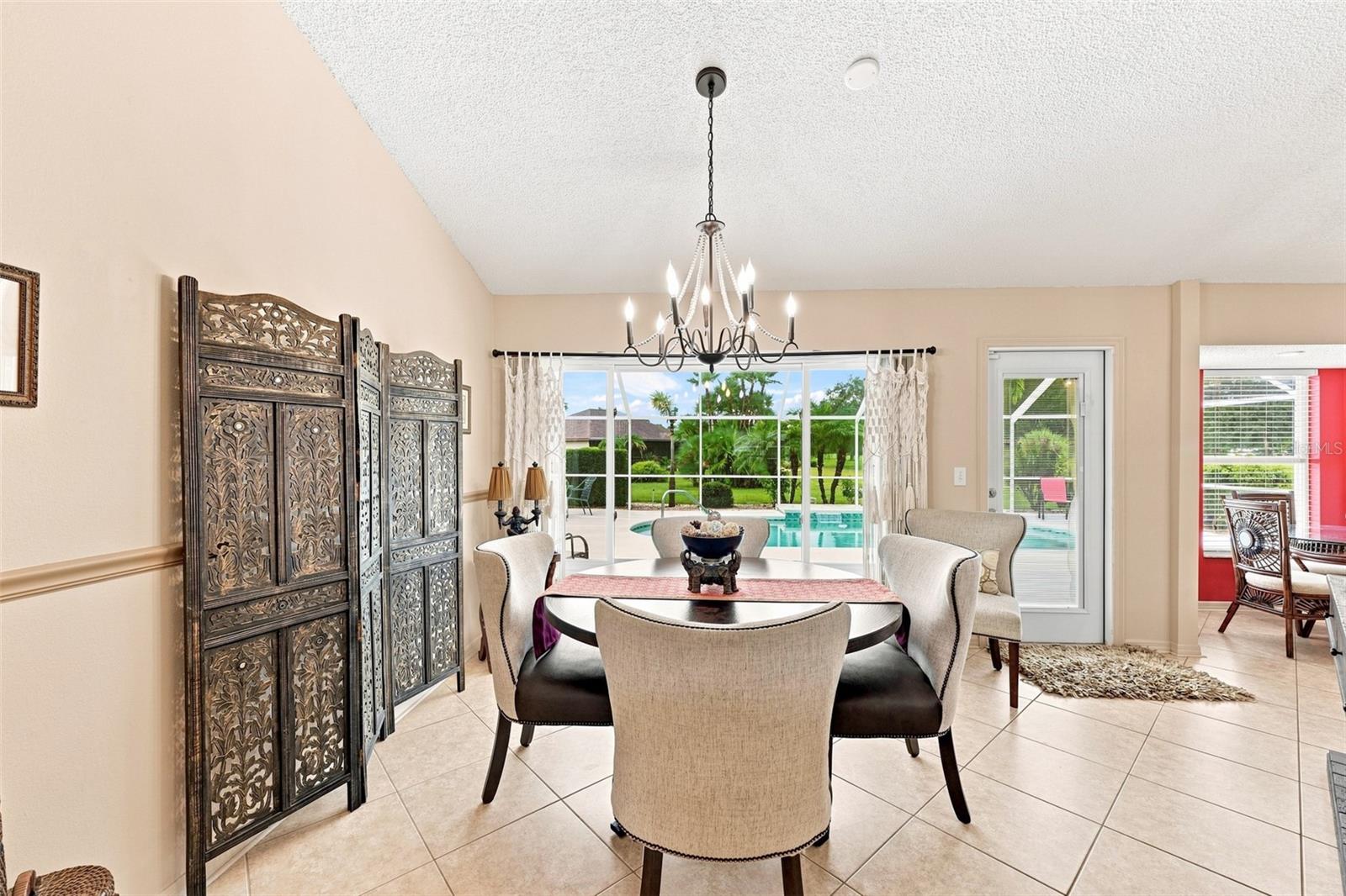 308 CALOOSA PALMS CT — photo 23