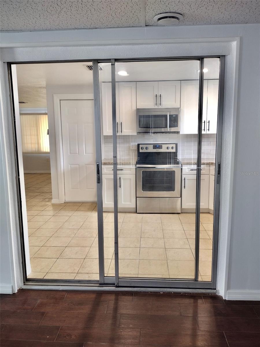 3117 HUNTINGTON RD — photo 15