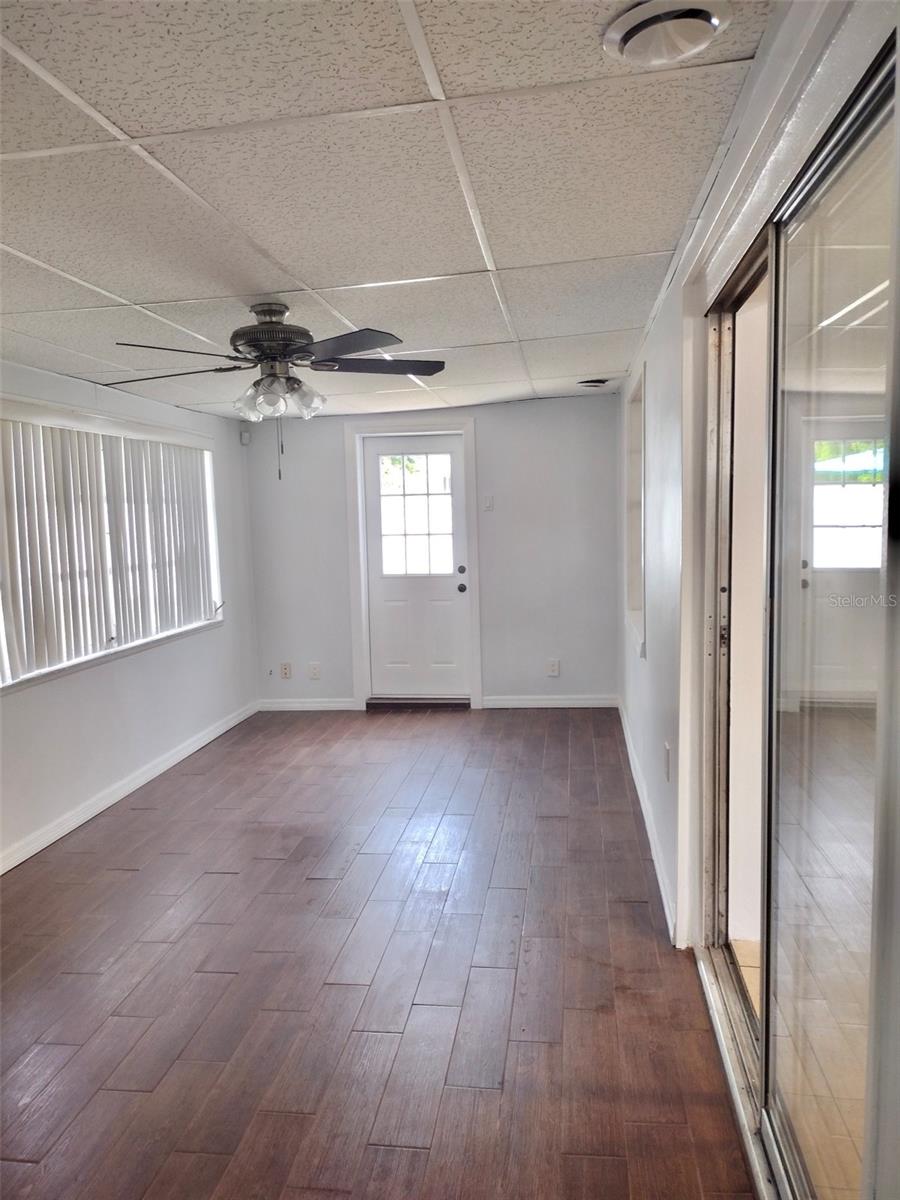 3117 HUNTINGTON RD — photo 13