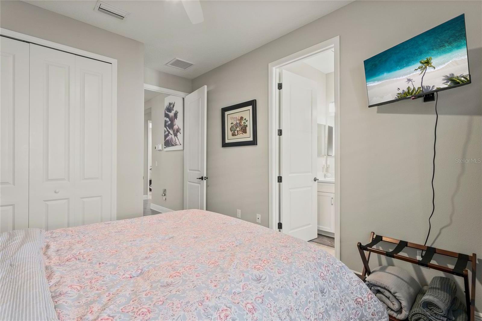 10625 FALLING LEAF CT — photo 16