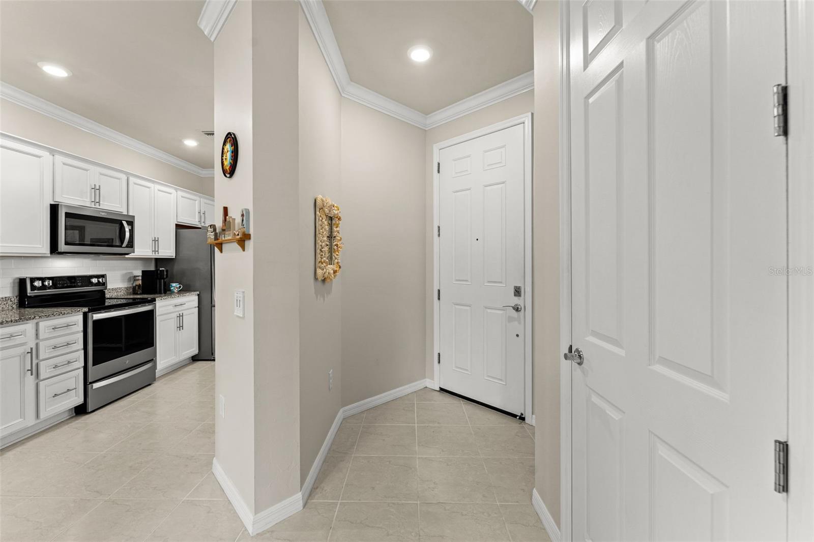 18831 LANUVIO ST — photo 7