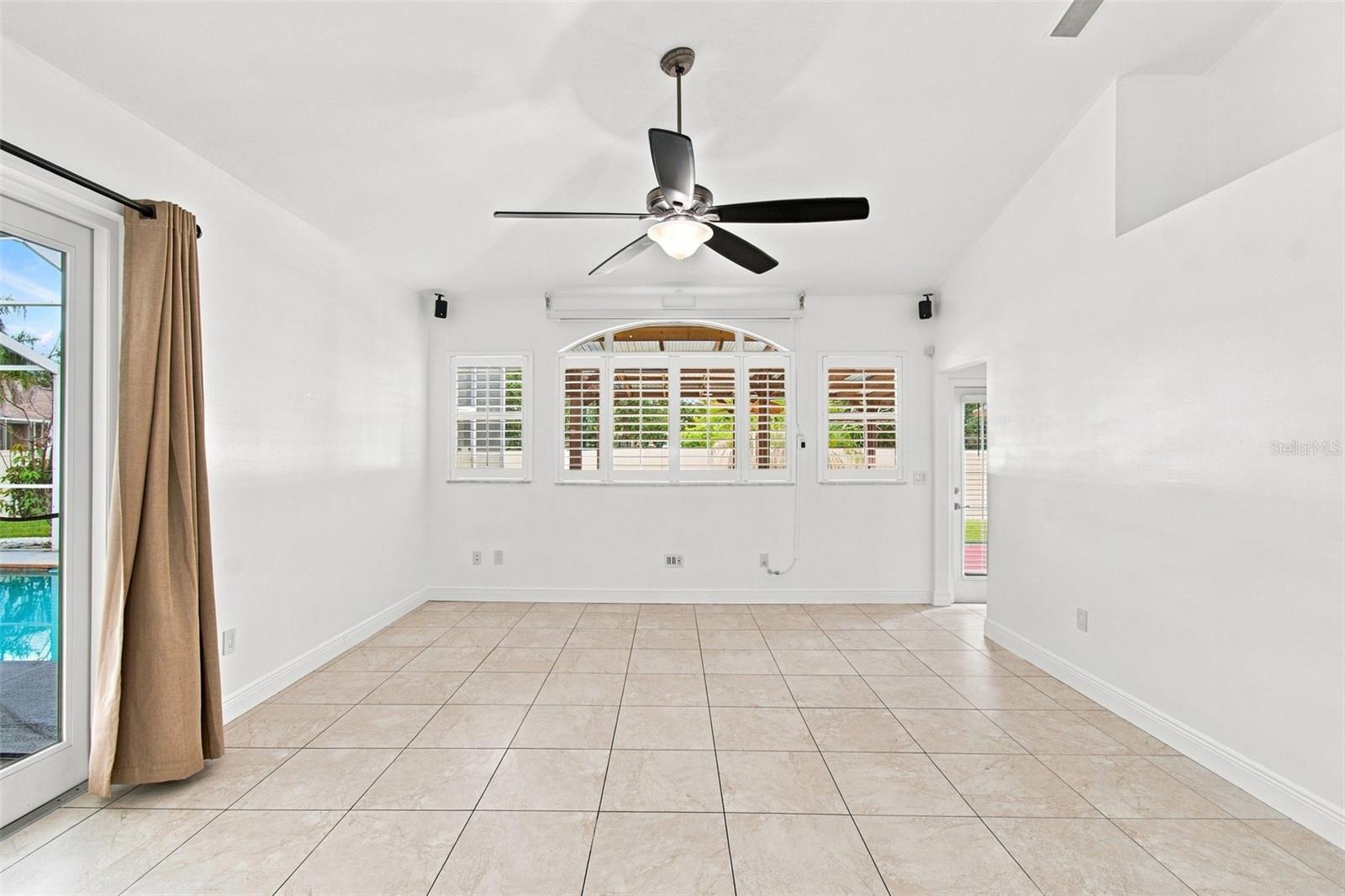 1512 CROOKED STICK DR — photo 40