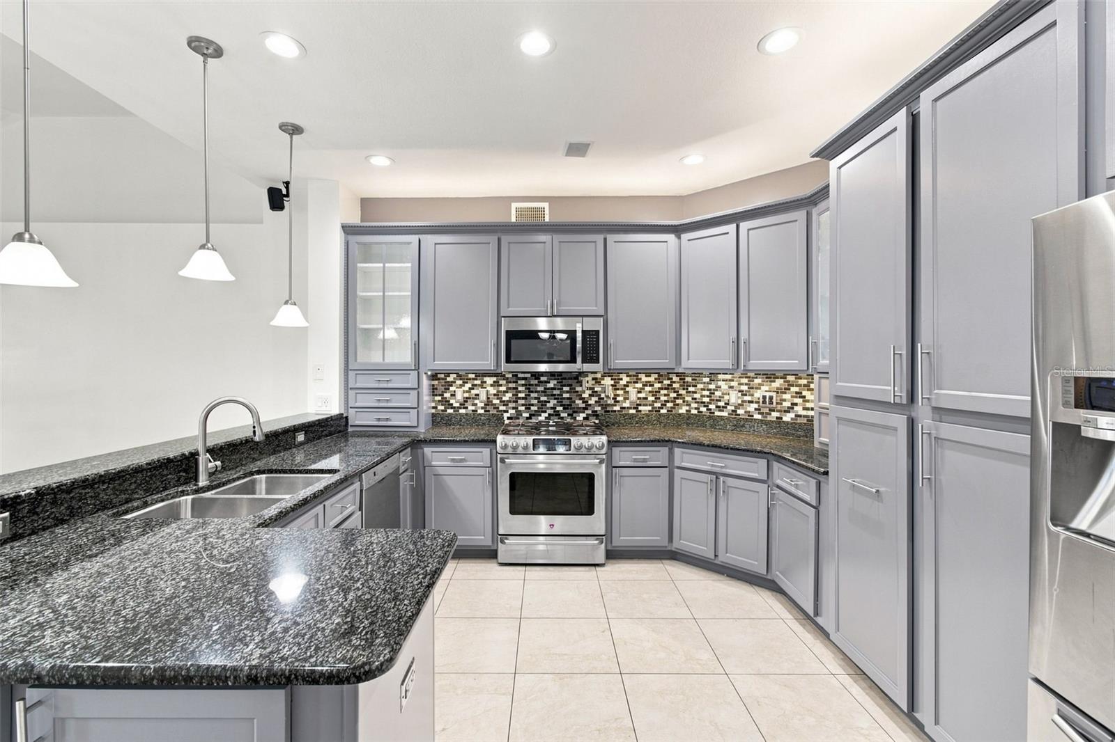 1512 CROOKED STICK DR — photo 32