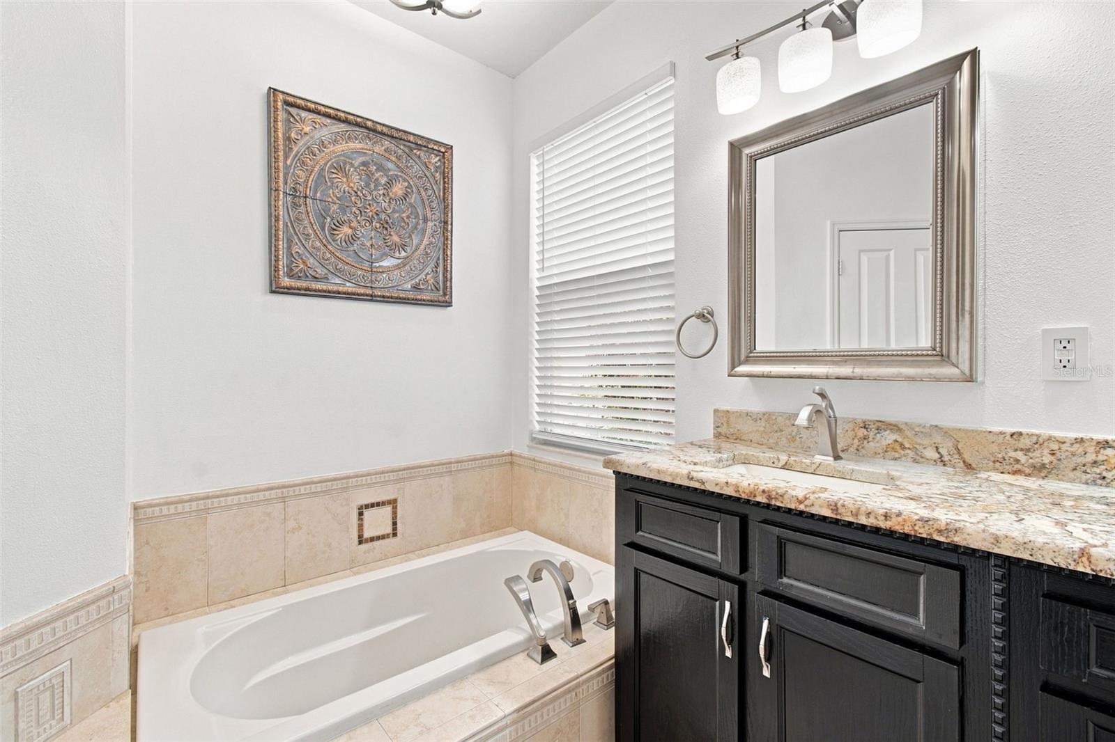 1512 CROOKED STICK DR — photo 23