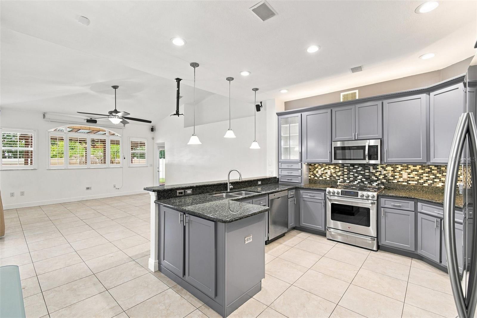 1512 CROOKED STICK DR — photo 33