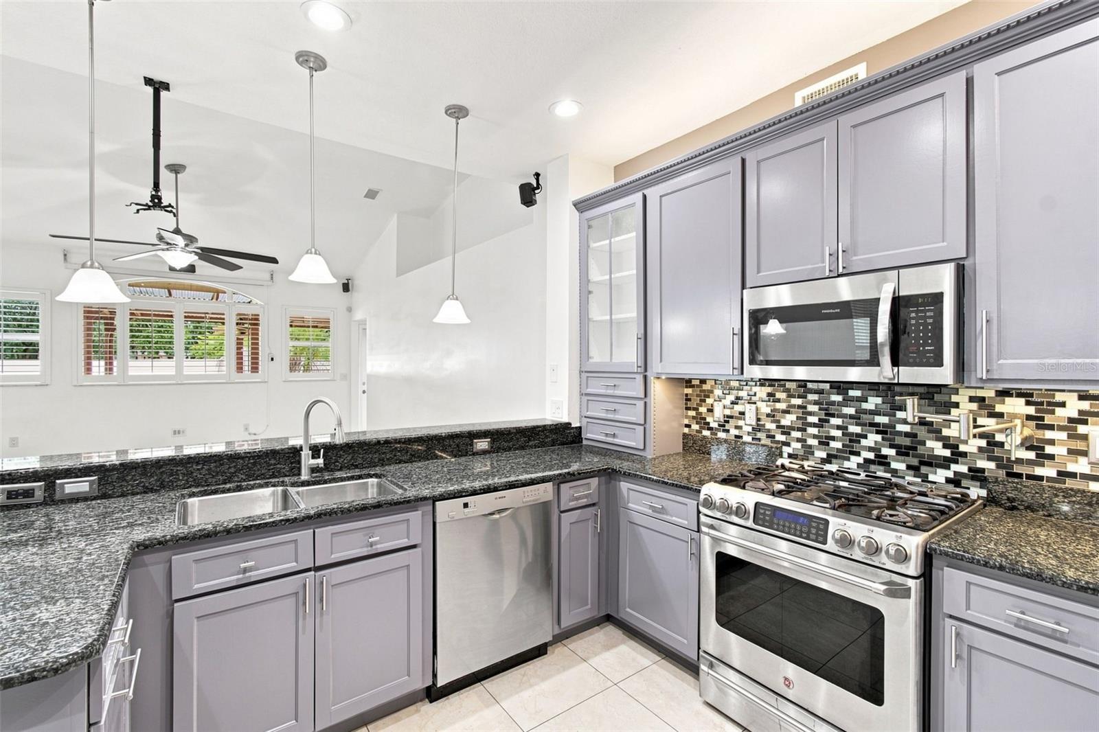 1512 CROOKED STICK DR — photo 34