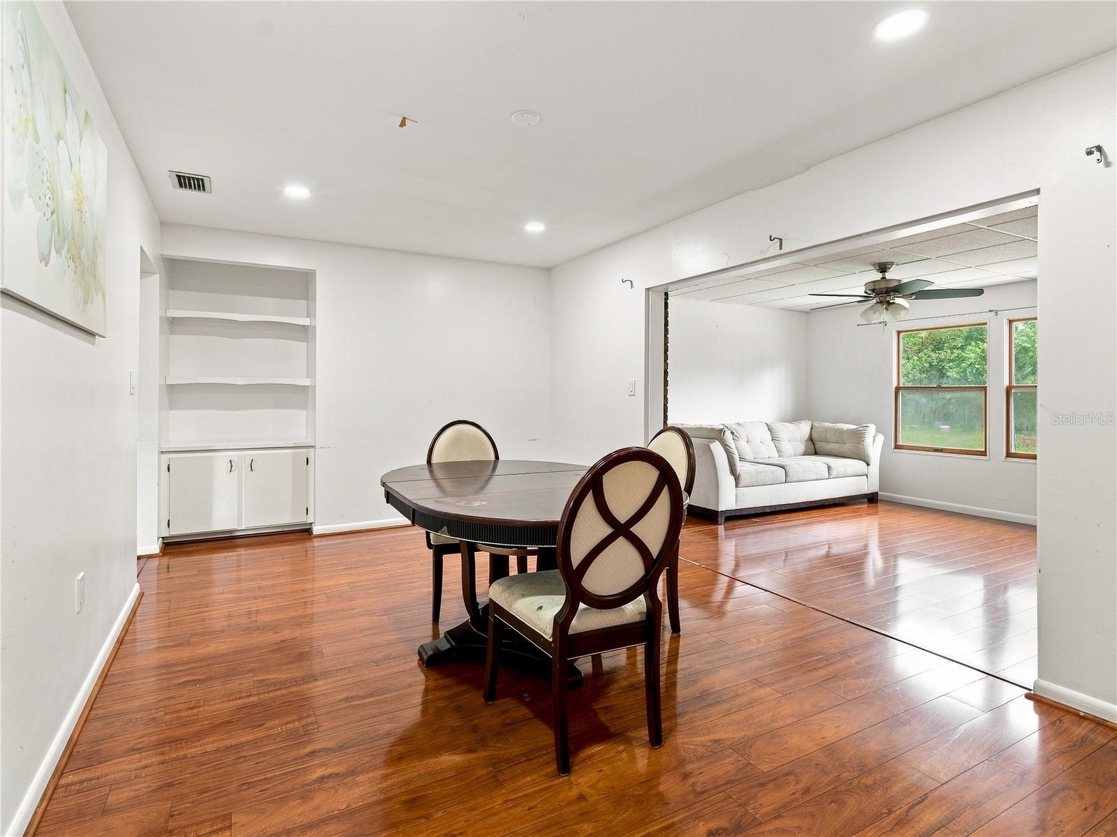 8906 E LANWAY DR — photo 18