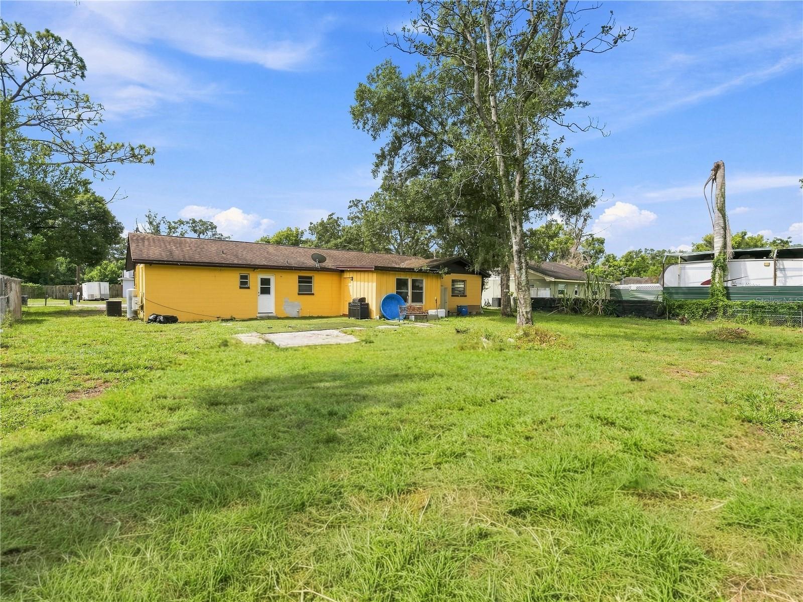 8906 E LANWAY DR — photo 34