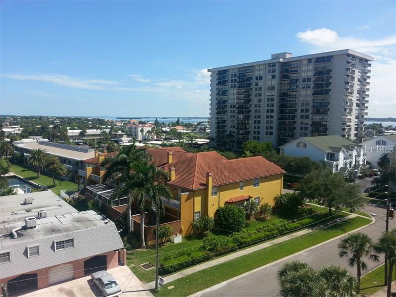 255 DOLPHIN PT #710 — photo 5