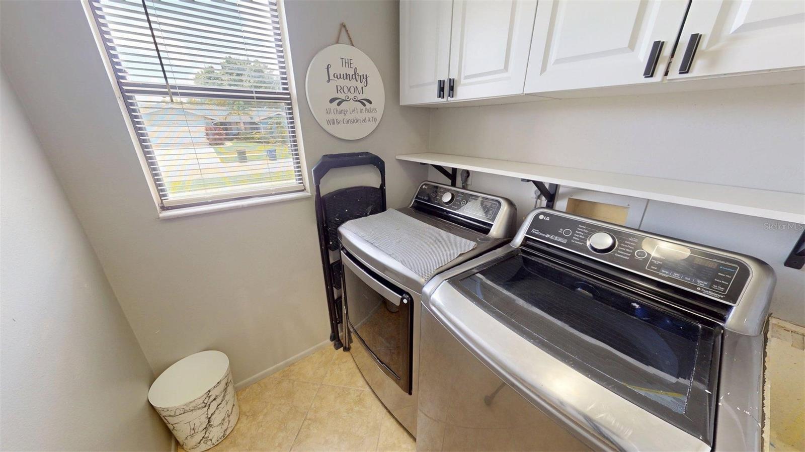 2461 GOLD OAK CT E — photo 23