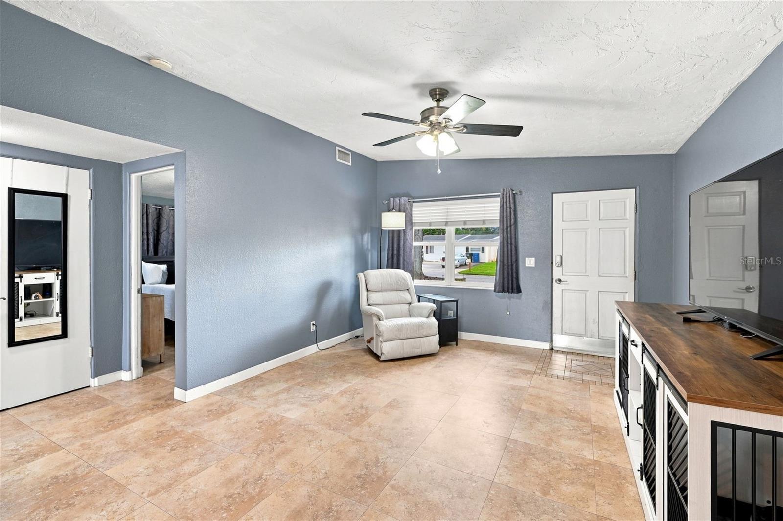 1773 EZELLE AVE — photo 7